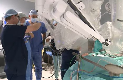 Sebészeti robot a pécsi klinikán
