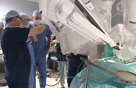 Sebészeti robot a pécsi klinikán